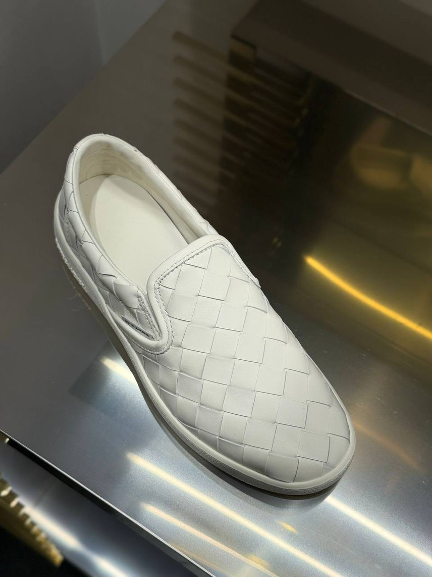 BOTTEGA VENETA Moccasins front view - Women's luxury Shoes
