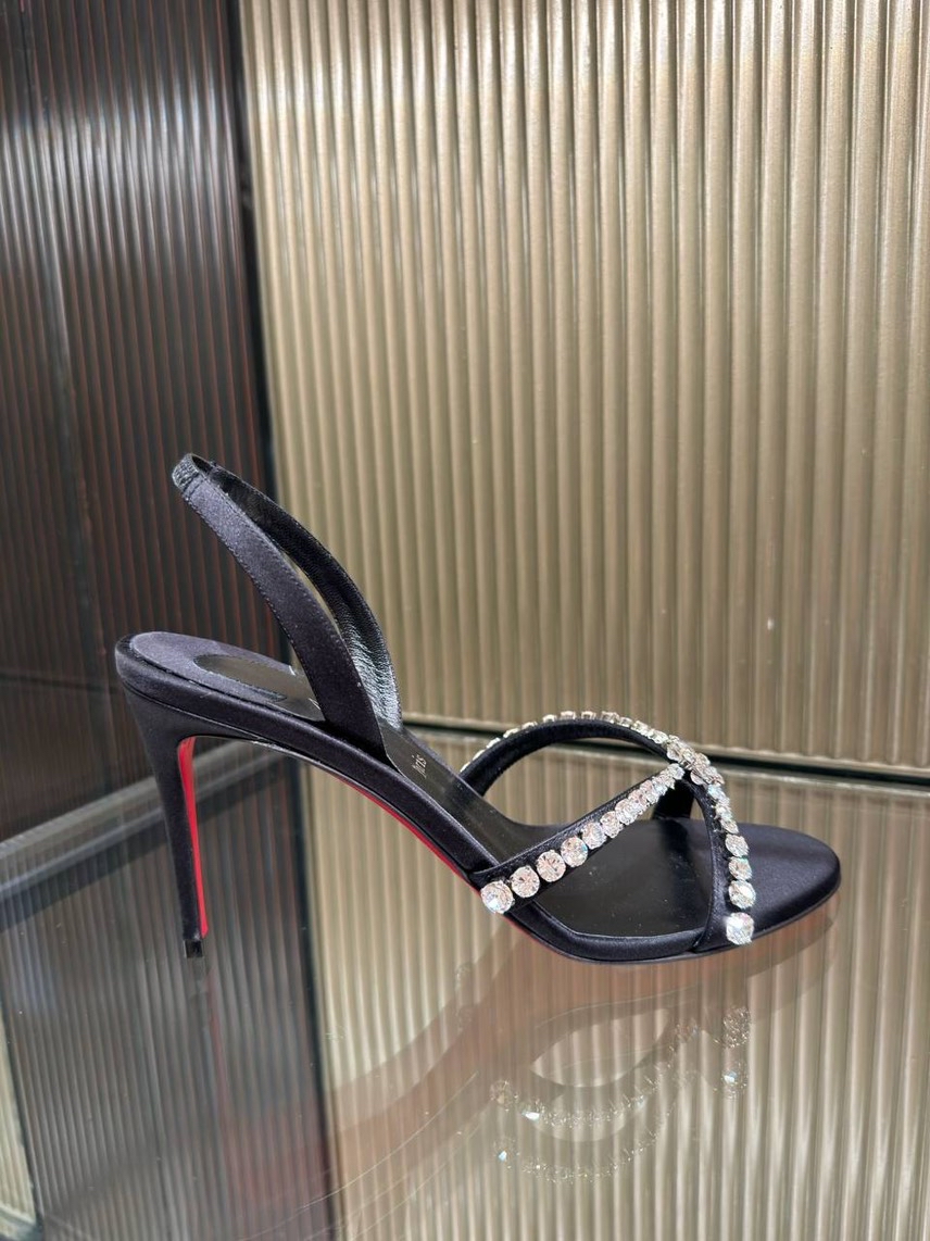 CHRISTIAN LOUBOUTIN Sandals side view - Women's luxury Shoes