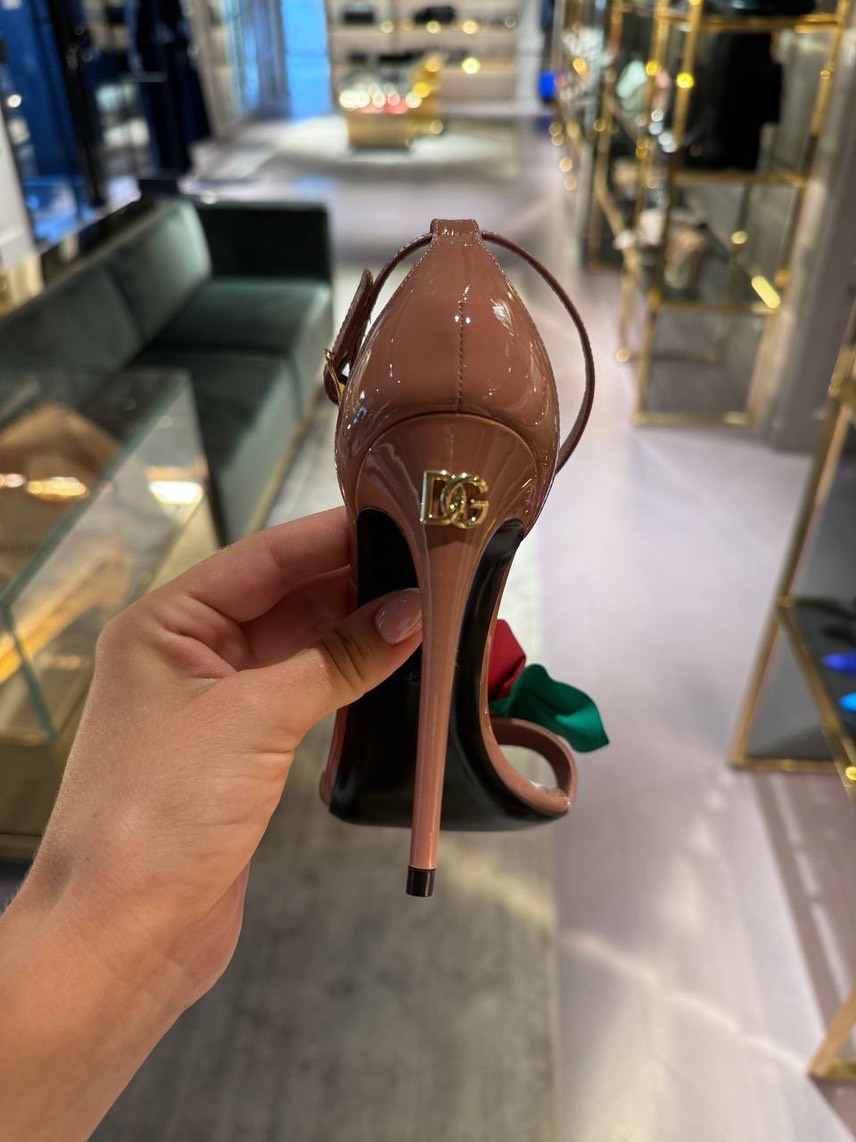 DOLCE & GABBANA Sandals side view - Women's luxury Shoes