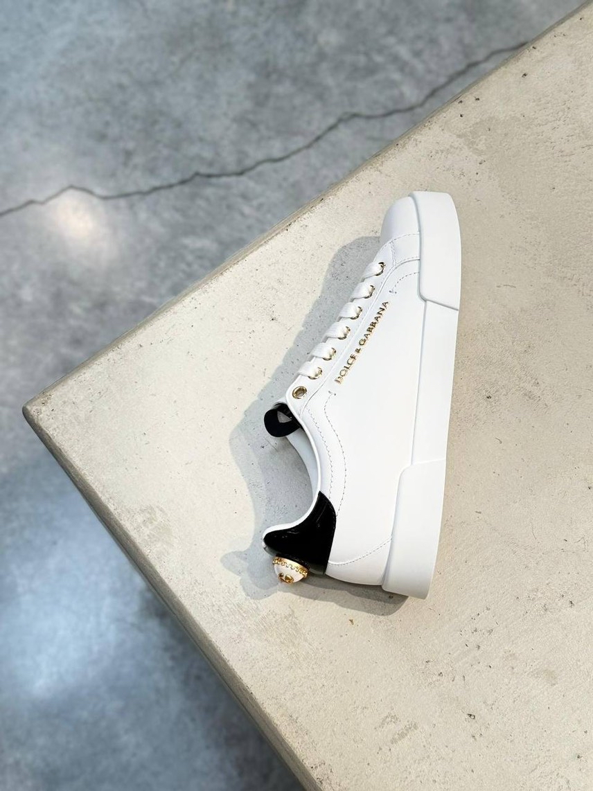 DOLCE & GABBANA Sneakers side view - Women's luxury Shoes