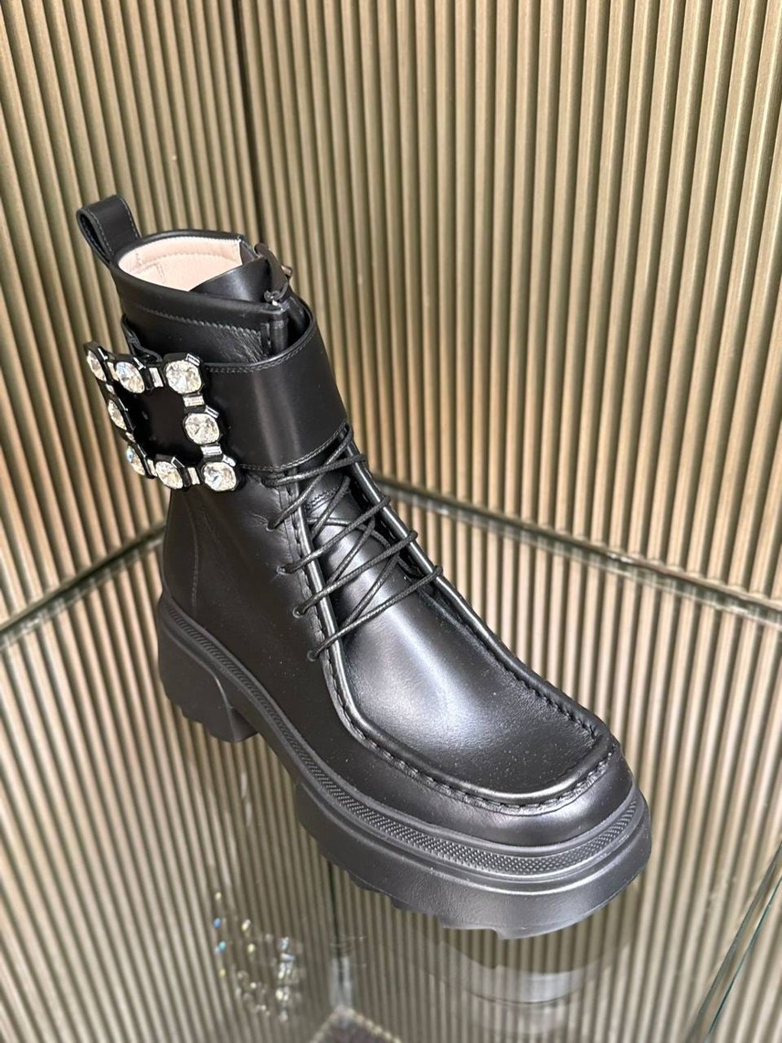 ROGER VIVIER Boots side view - Women's luxury Shoes
