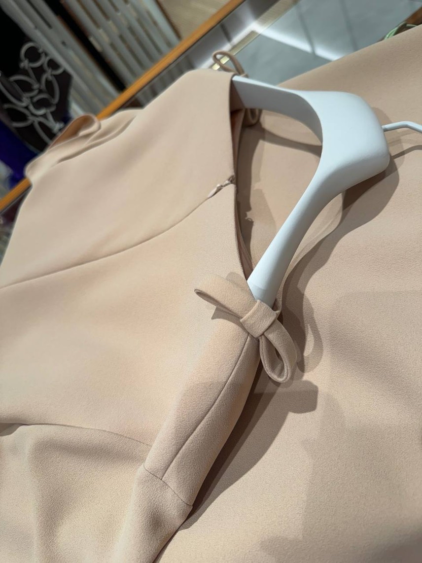 VALENTINO GARAVANI Dresses side view - Women's luxury Clothes