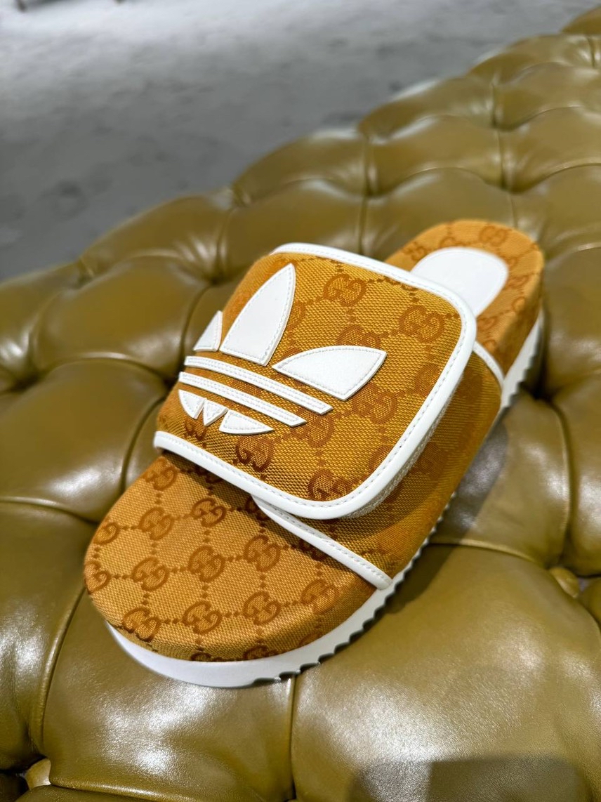 GUCCI Slides side view - Women's luxury Shoes