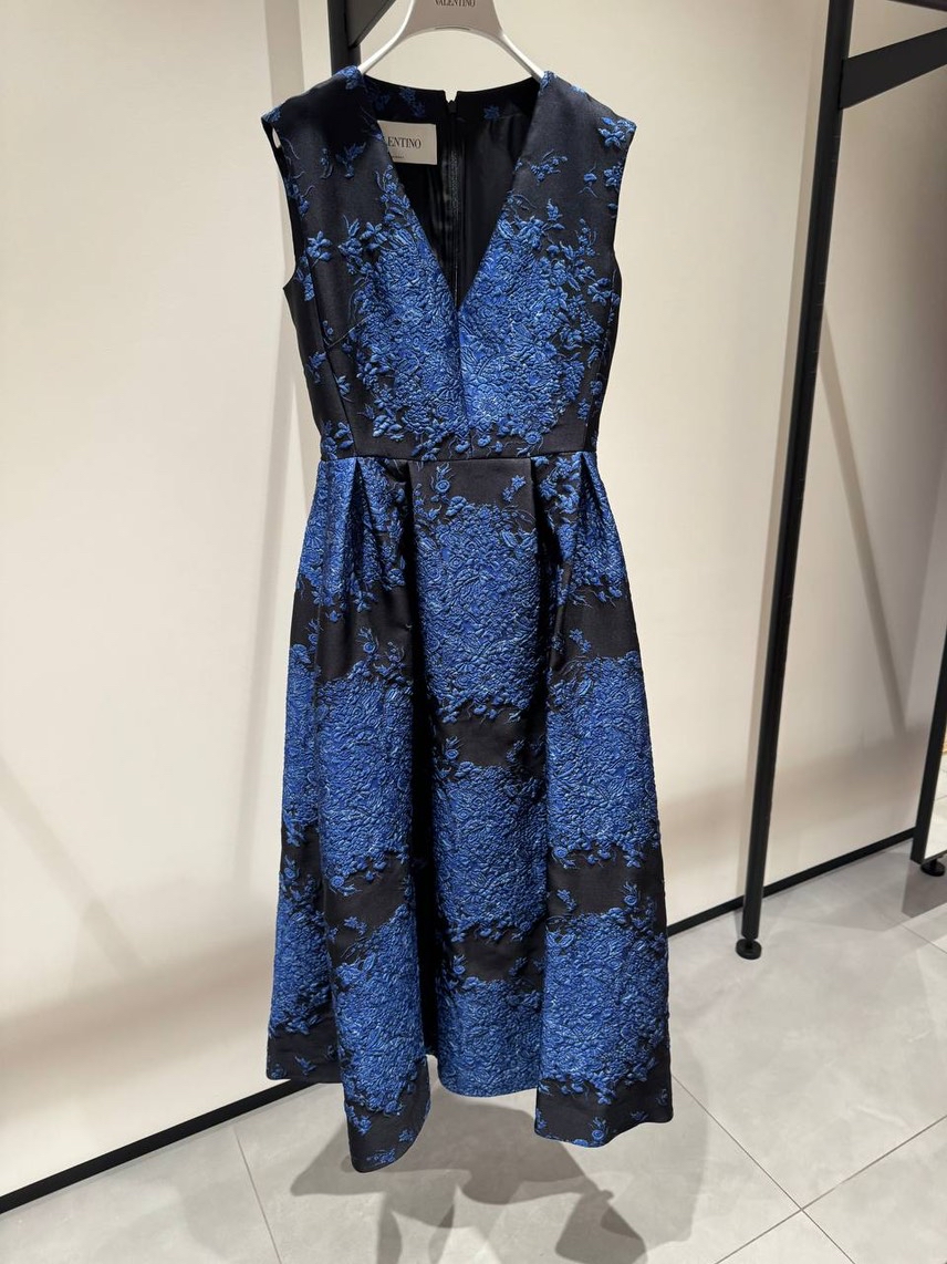 VALENTINO GARAVANI Dresses front view - Women's luxury Clothes
