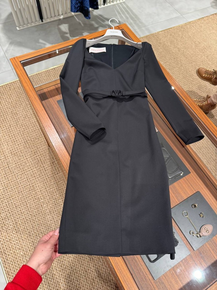 VALENTINO GARAVANI Dresses front view - Women's luxury Clothes