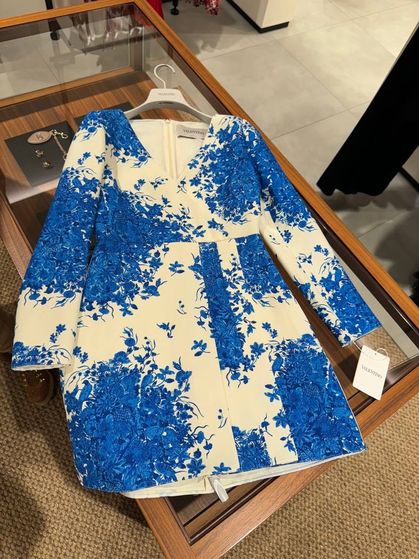 VALENTINO GARAVANI Dresses front view - Women's luxury Clothes