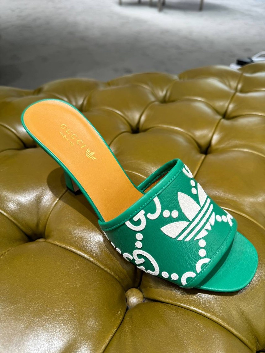 GUCCI Sandals side view - Women's luxury Shoes