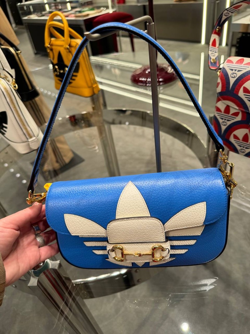 GUCCI Crossbody bags front view - Women's luxury Bags