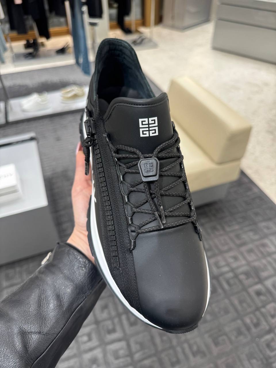 GIVENCHY Sneakers side view - Men's luxury Shoes