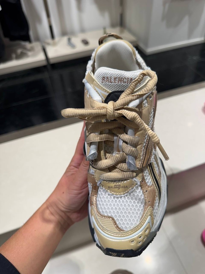 BALENCIAGA Sneakers side view - Women's luxury Shoes