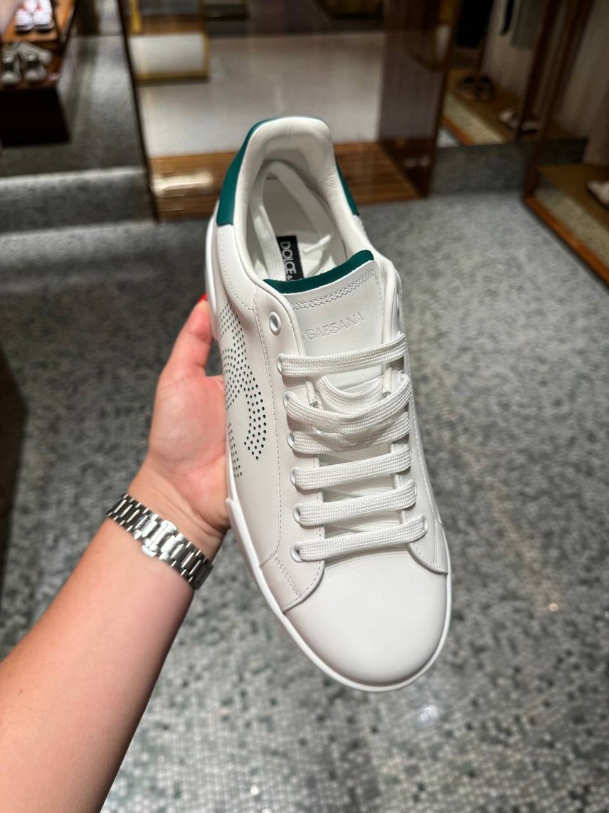 DOLCE & GABBANA Sneakers side view - Men's luxury Shoes