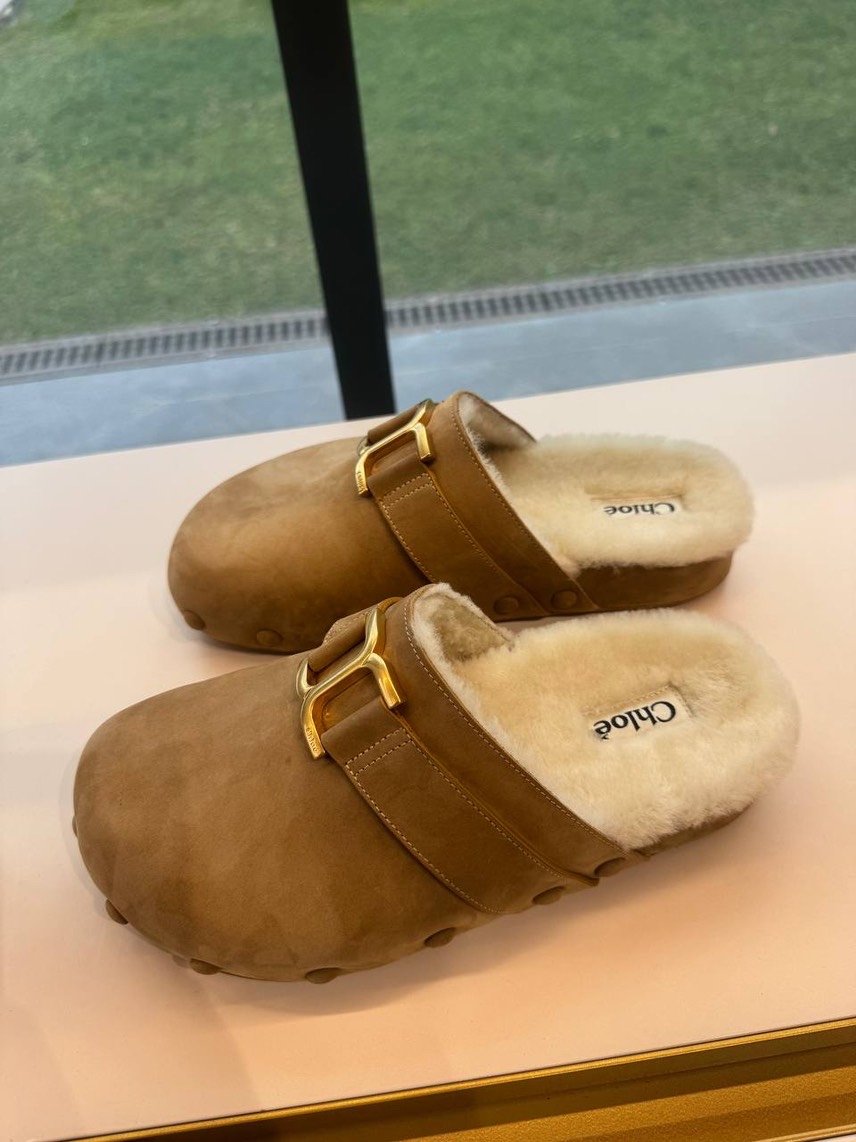 CHLOE Mules front view - Women's luxury Shoes