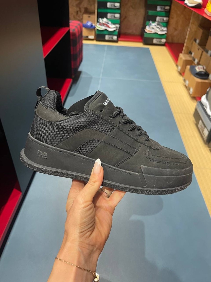 DSQUARED2 Sneakers front view - Men's luxury Shoes