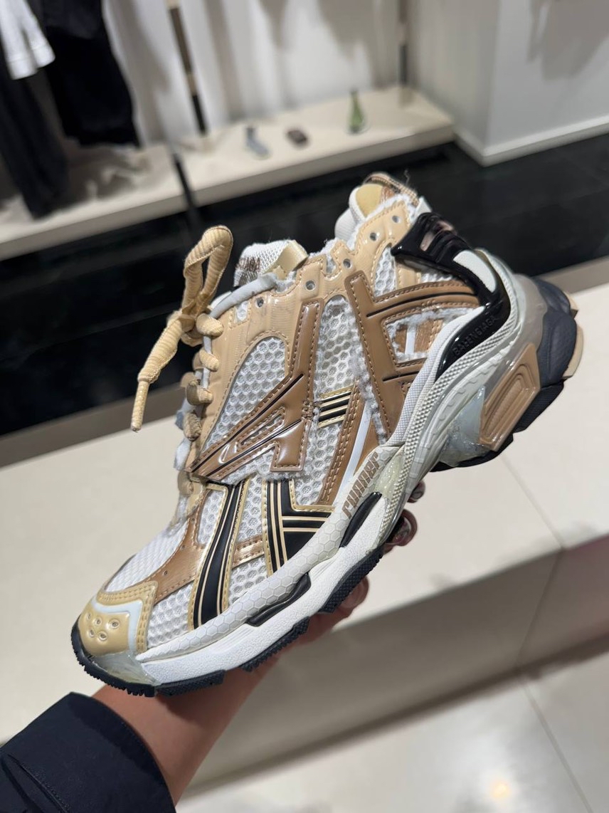 BALENCIAGA Sneakers front view - Women's luxury Shoes