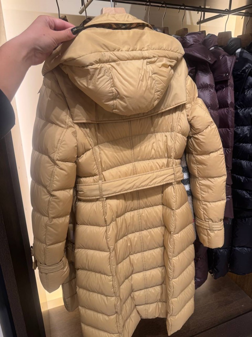 BURBERRY Down jacket side view - Women's luxury Clothes