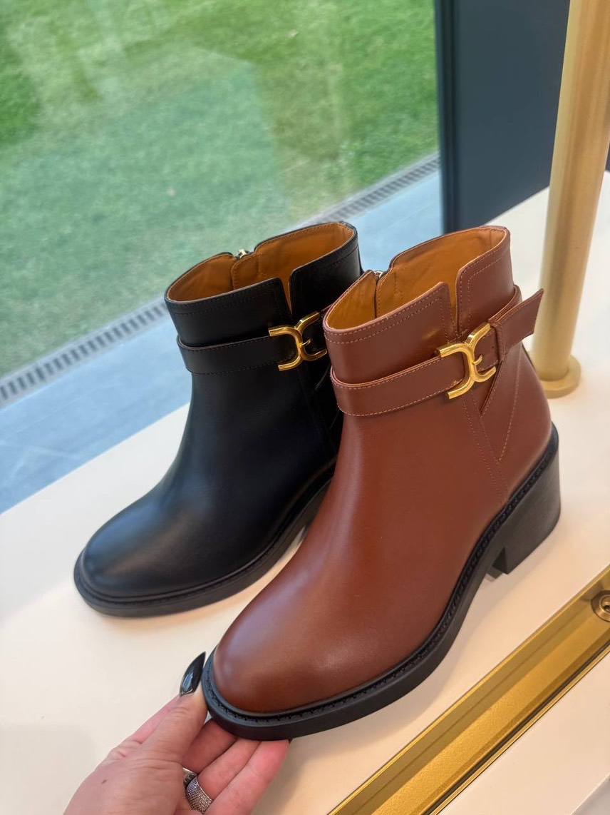 CHLOE Boots side view - Women's luxury Shoes