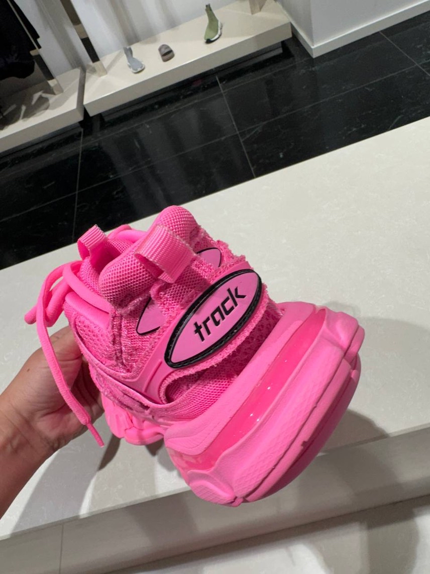 BALENCIAGA Sneakers side view - Women's luxury Shoes