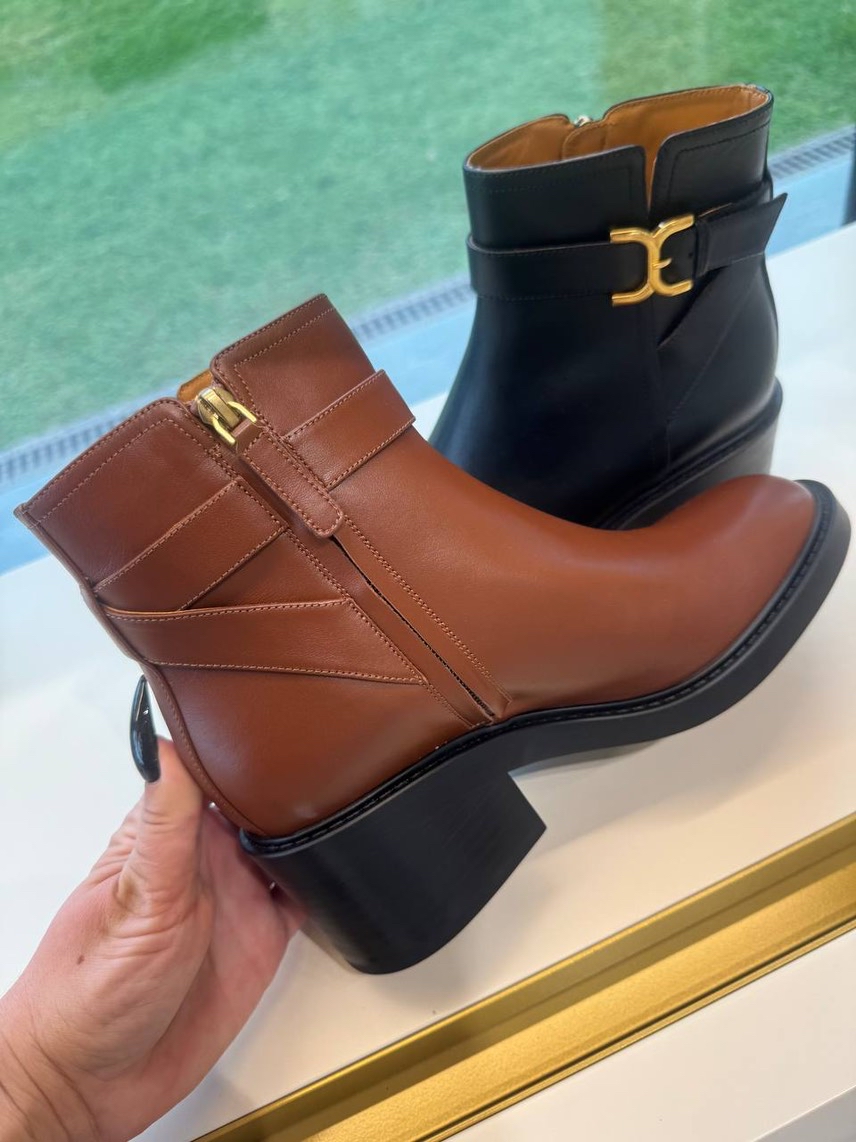 CHLOE Boots side view - Women's luxury Shoes