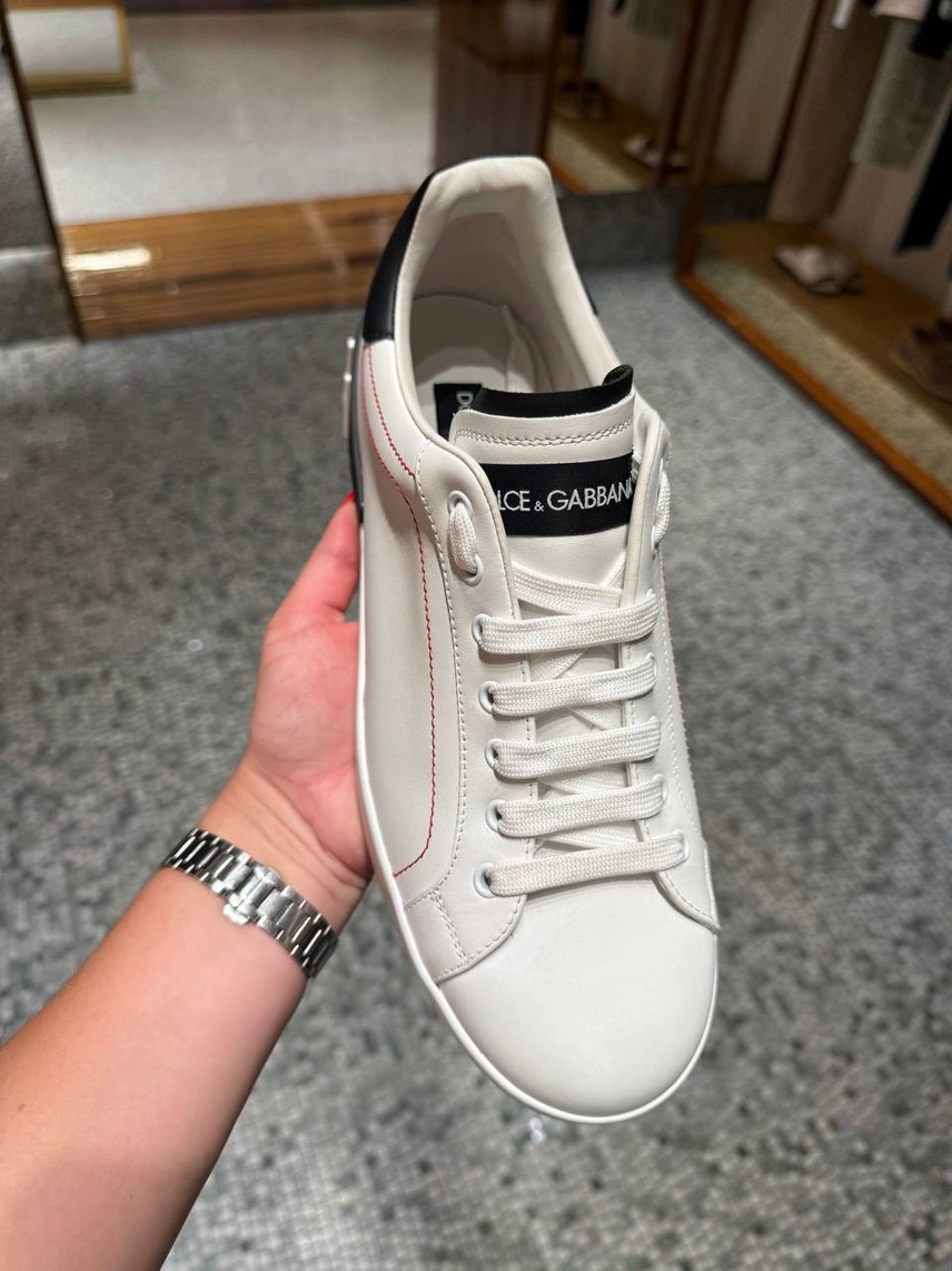 DOLCE & GABBANA Sneakers side view - Men's luxury Shoes