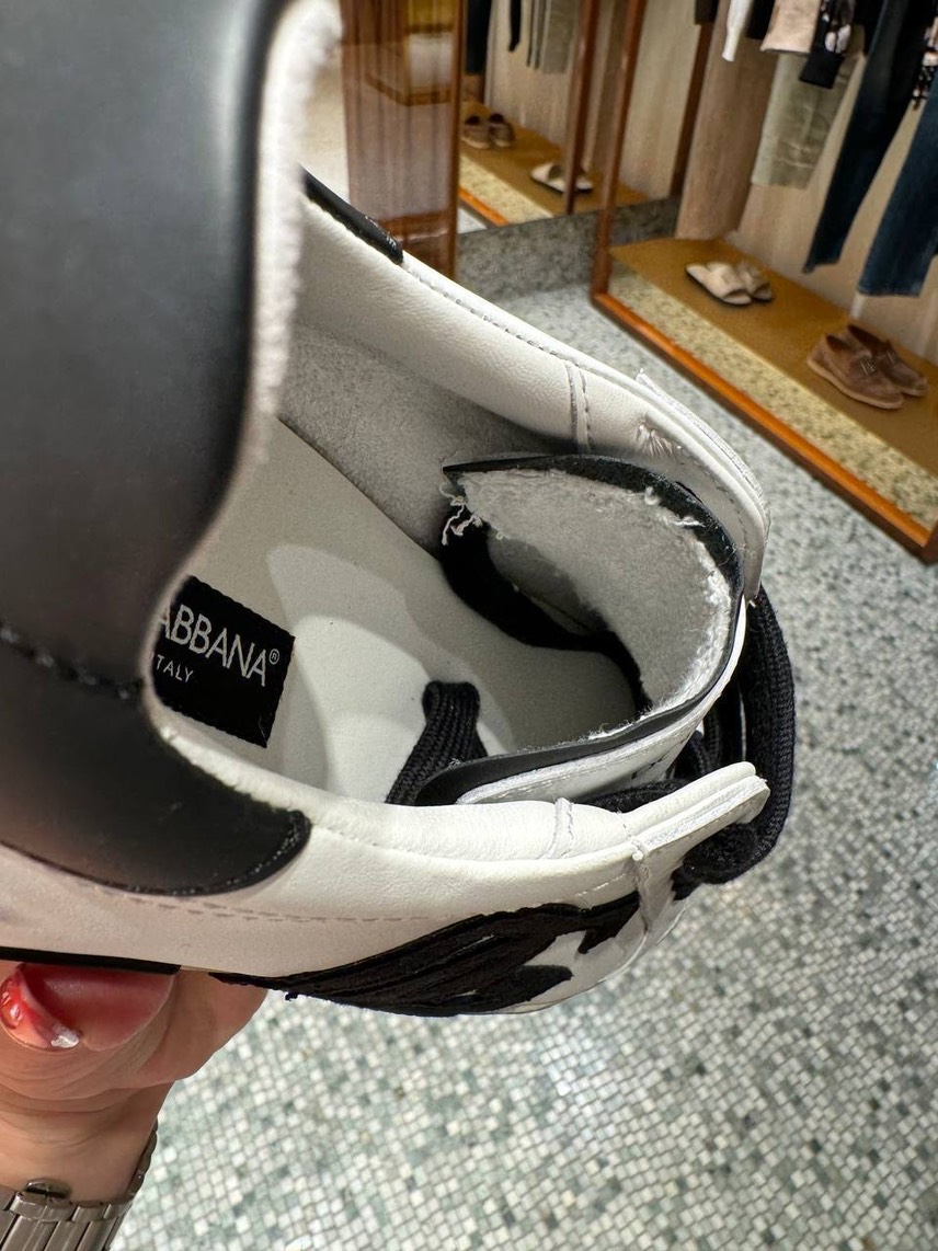 DOLCE & GABBANA Sneakers side view - Men's luxury Shoes