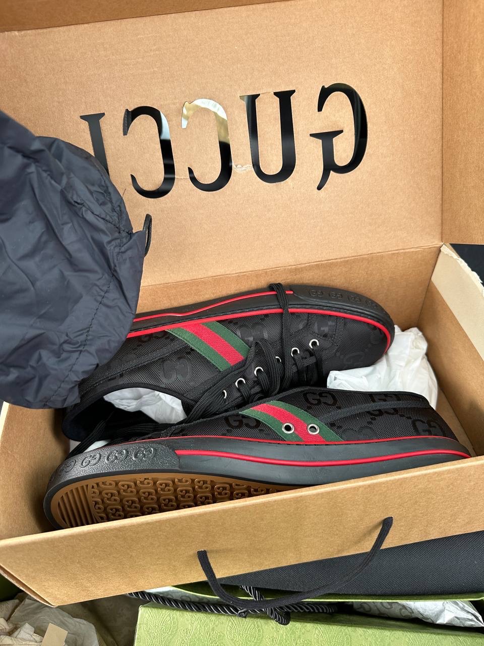 GUCCI Sneakers side view - Men's luxury Shoes