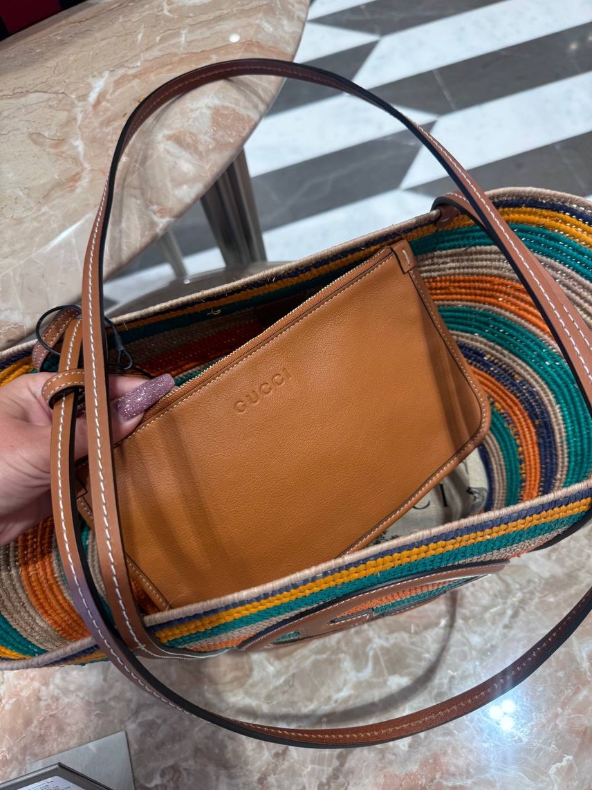GUCCI Totes side view - Women's luxury Bags