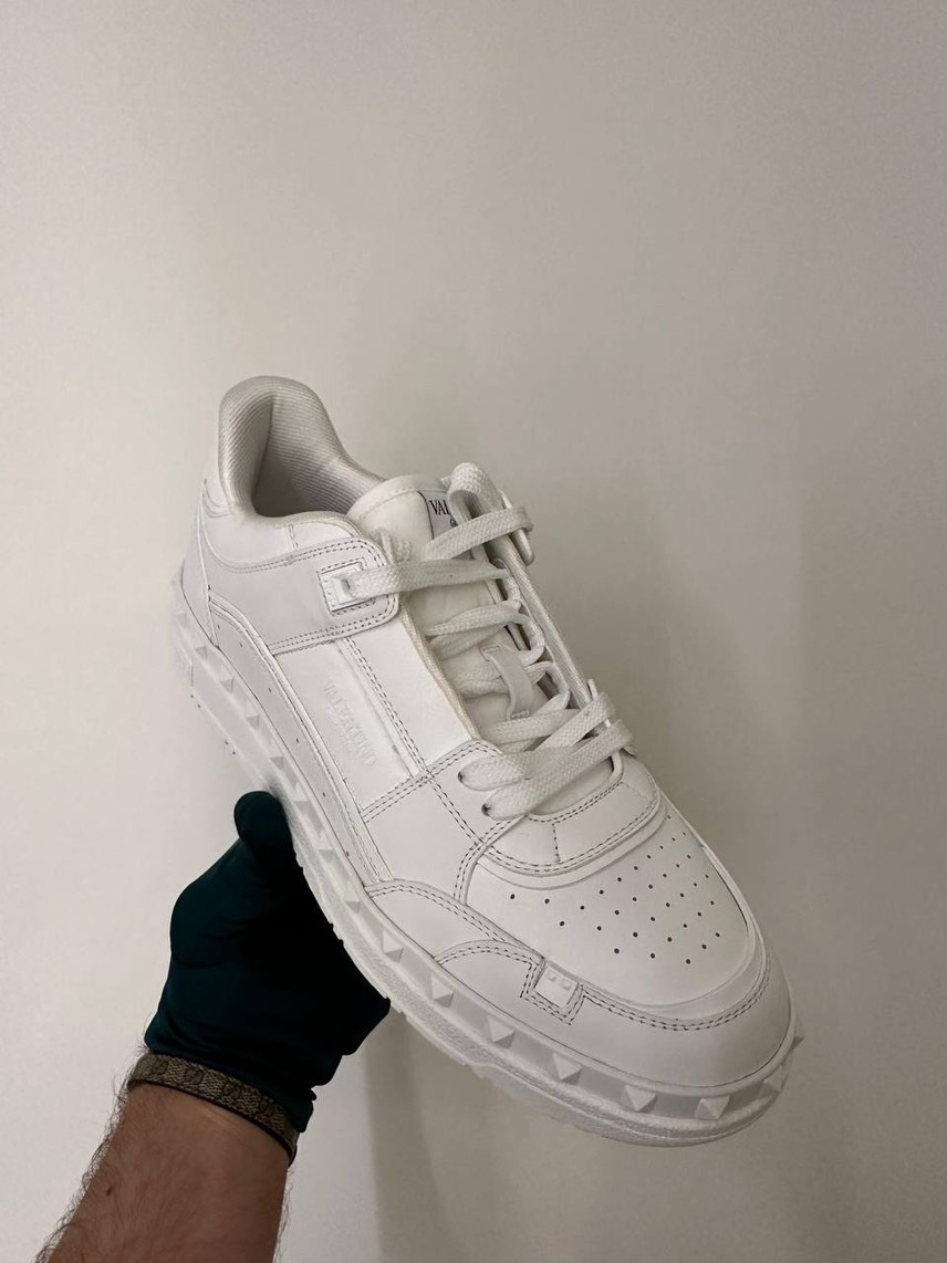 VALENTINO GARAVANI Sneakers front view - Women's luxury Shoes