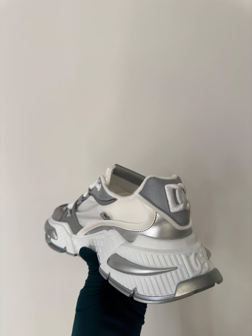 DOLCE & GABBANA Sneakers side view - Men's luxury Shoes