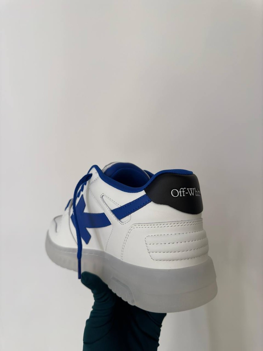 OFF-WHITE Sneakers side view - Men's luxury Shoes
