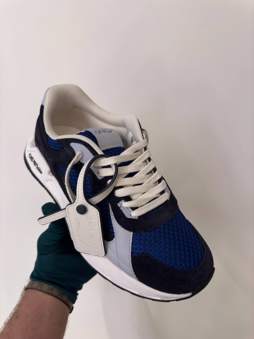OFF-WHITE Sneakers front view - Men's luxury Shoes