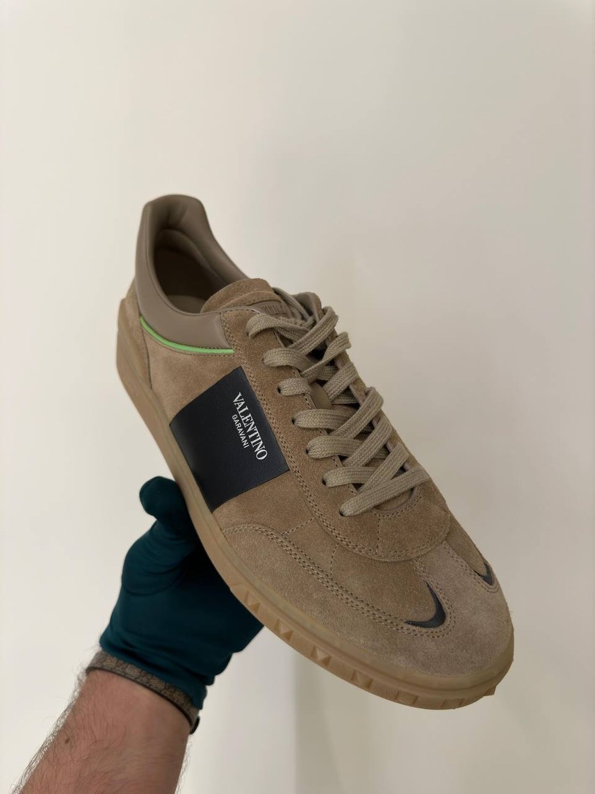 VALENTINO GARAVANI Sneakers front view - Men's luxury Shoes