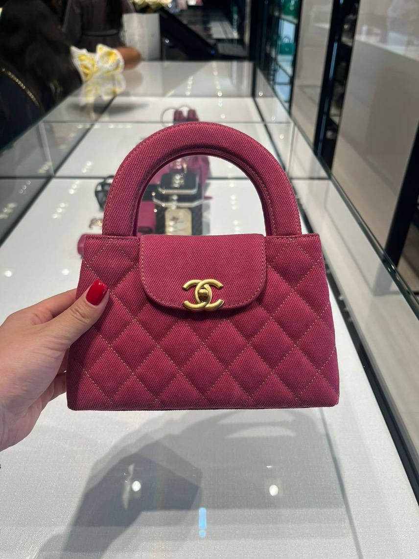 CHANEL Crossbody bags front view - Women's luxury Bags