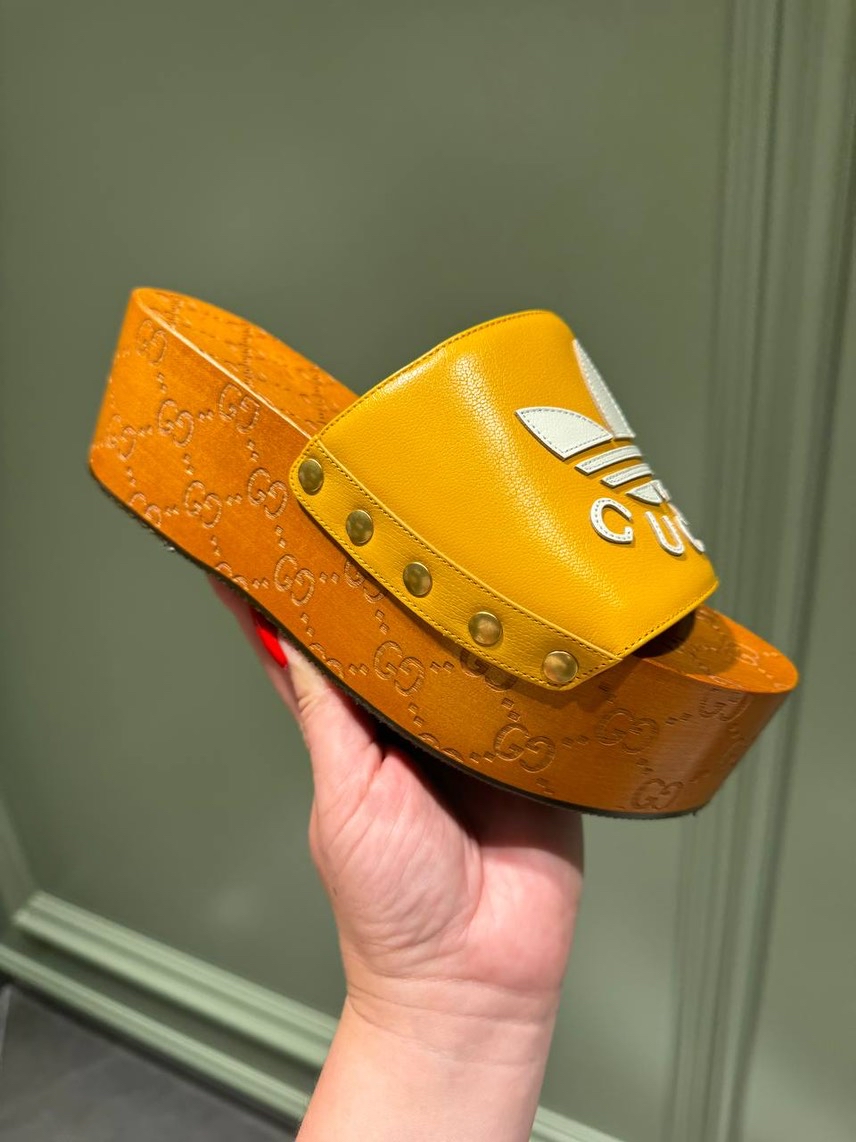 GUCCI Sandals front view - Women's luxury Shoes