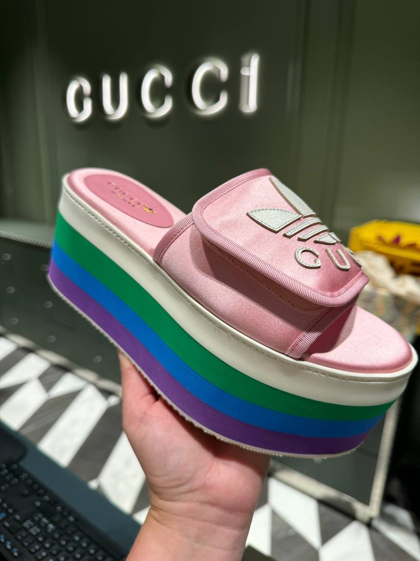 GUCCI Slides front view - Women's luxury Shoes