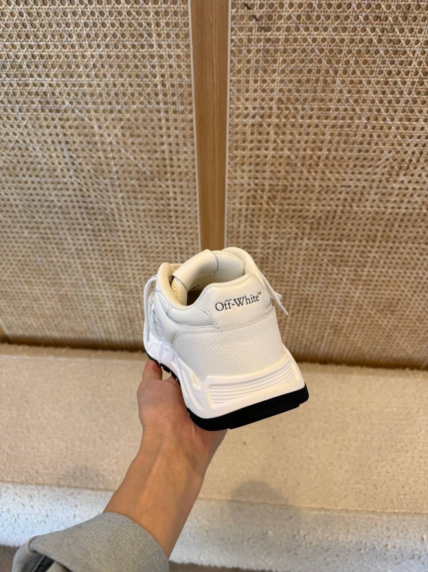 OFF-WHITE Sneakers side view - Women's luxury Shoes