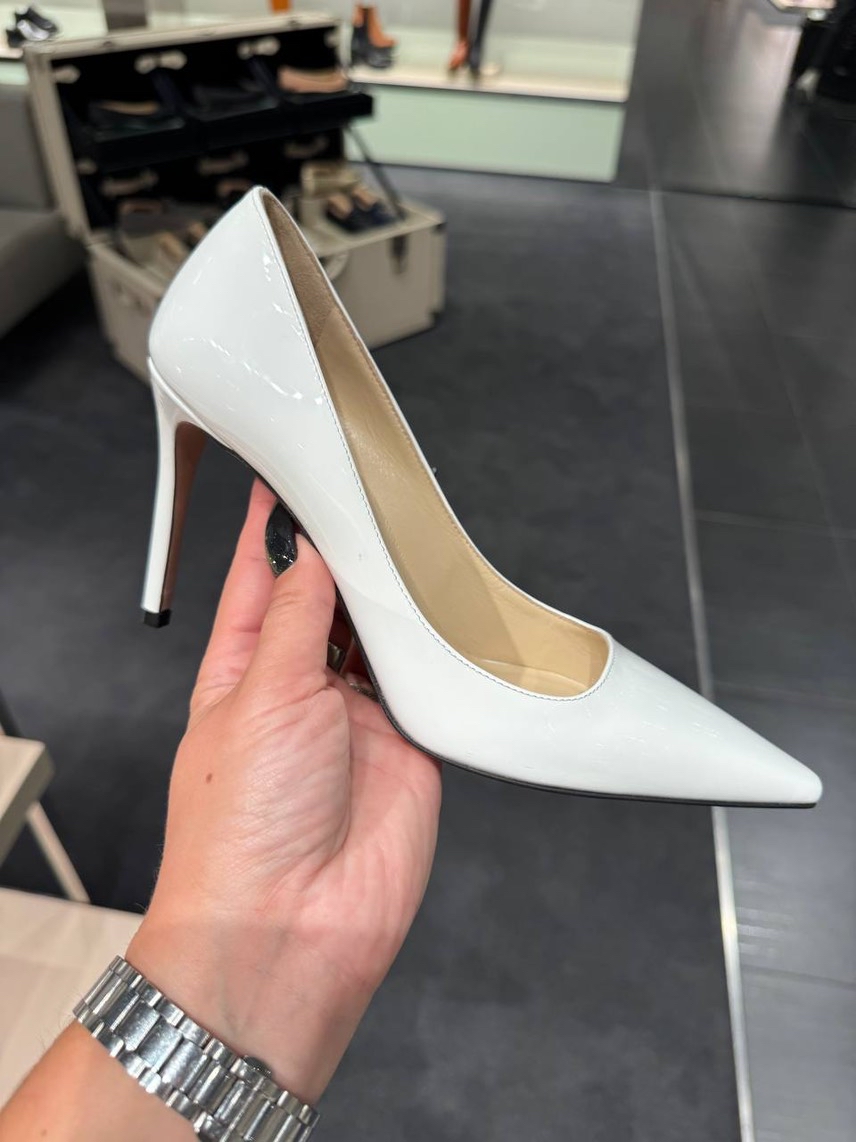 PRADA Pumps front view - Women's luxury Shoes