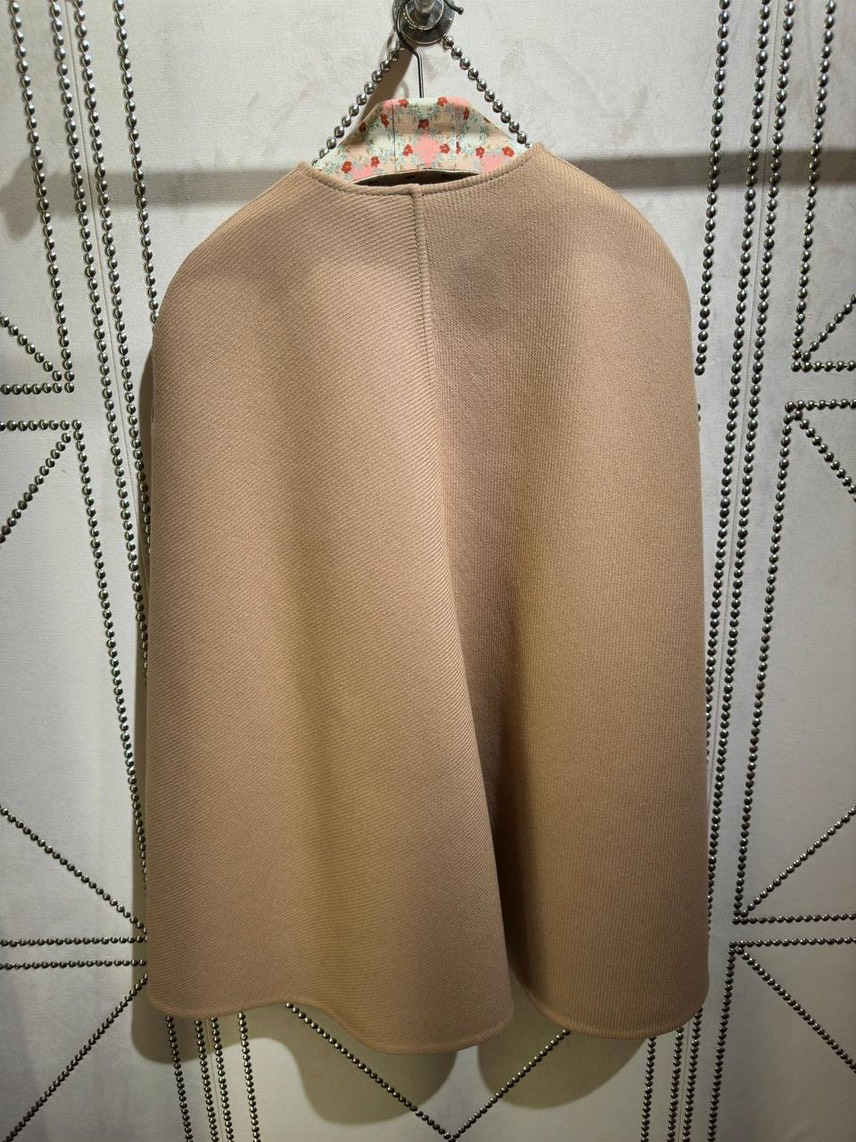 GUCCI Jackets side view - Women's luxury Clothes