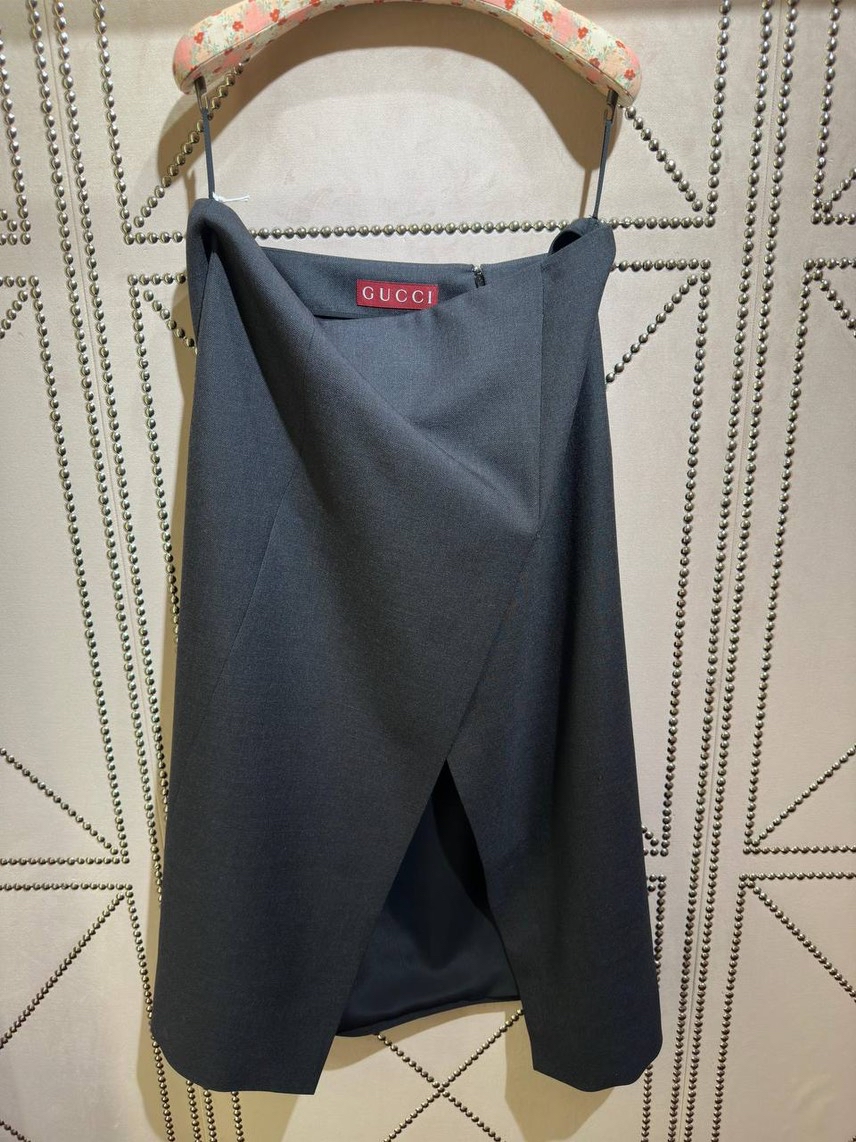 GUCCI Skirts front view - Women's luxury Clothes