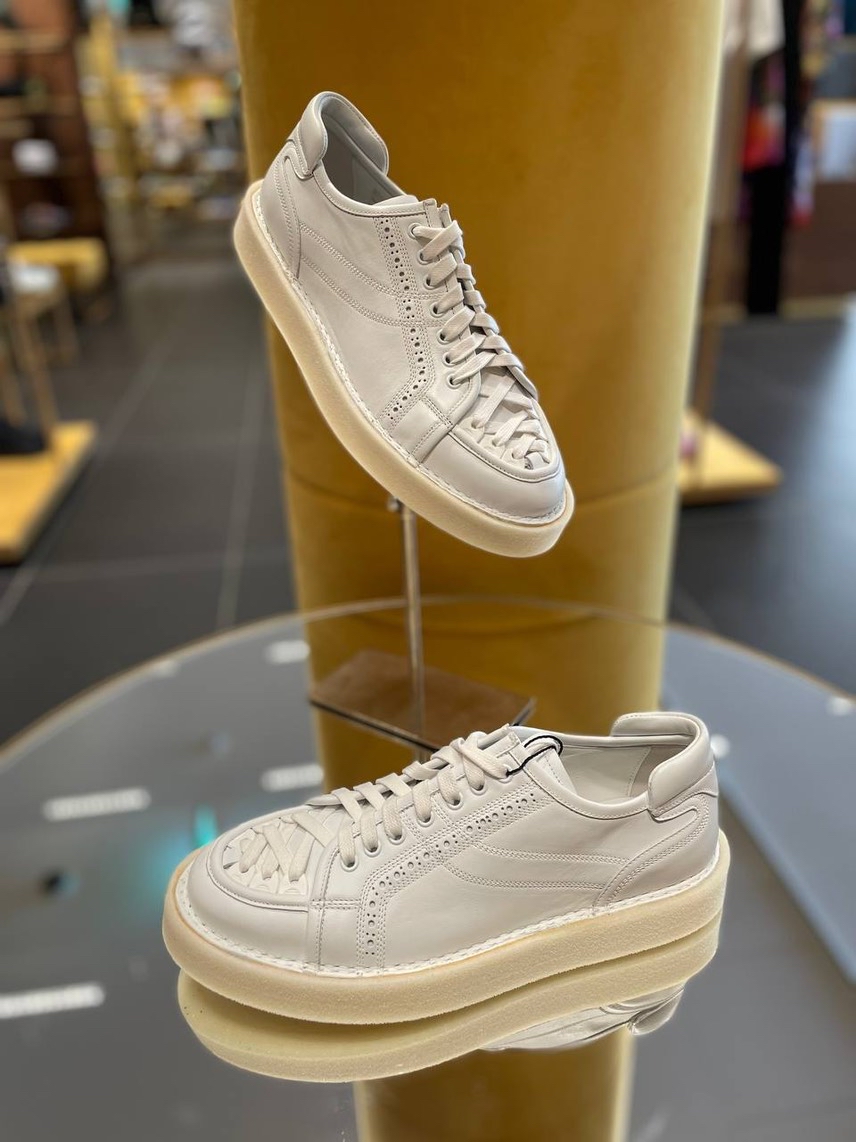 DOLCE & GABBANA Sneakers front view - Men's luxury Shoes