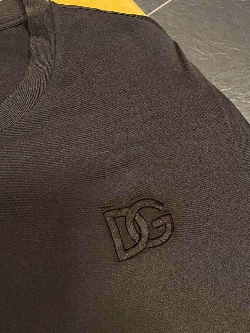 DOLCE & GABBANA T-shirt and Polo side view - Men's luxury Clothes