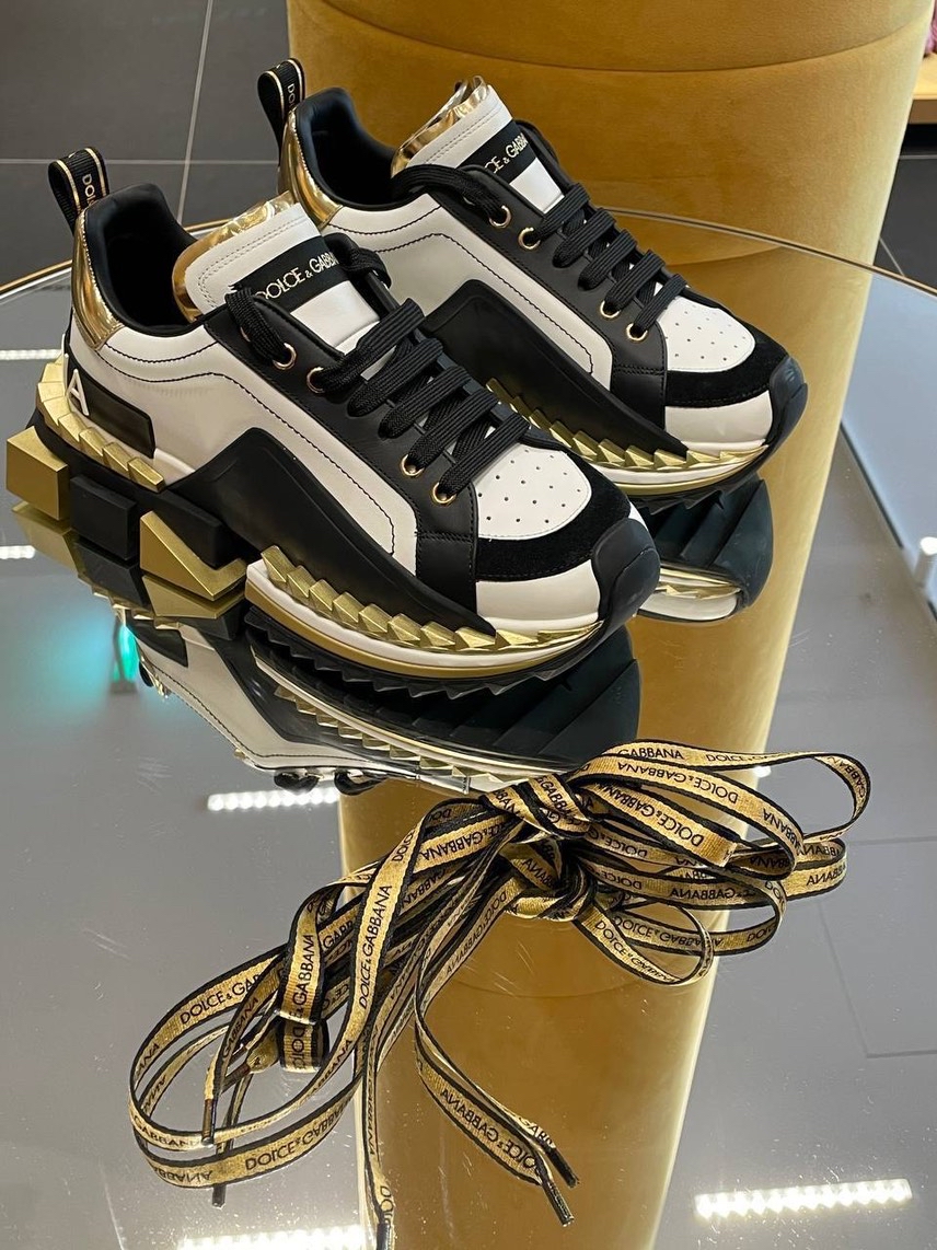 DOLCE & GABBANA Sneakers side view - Men's luxury Shoes
