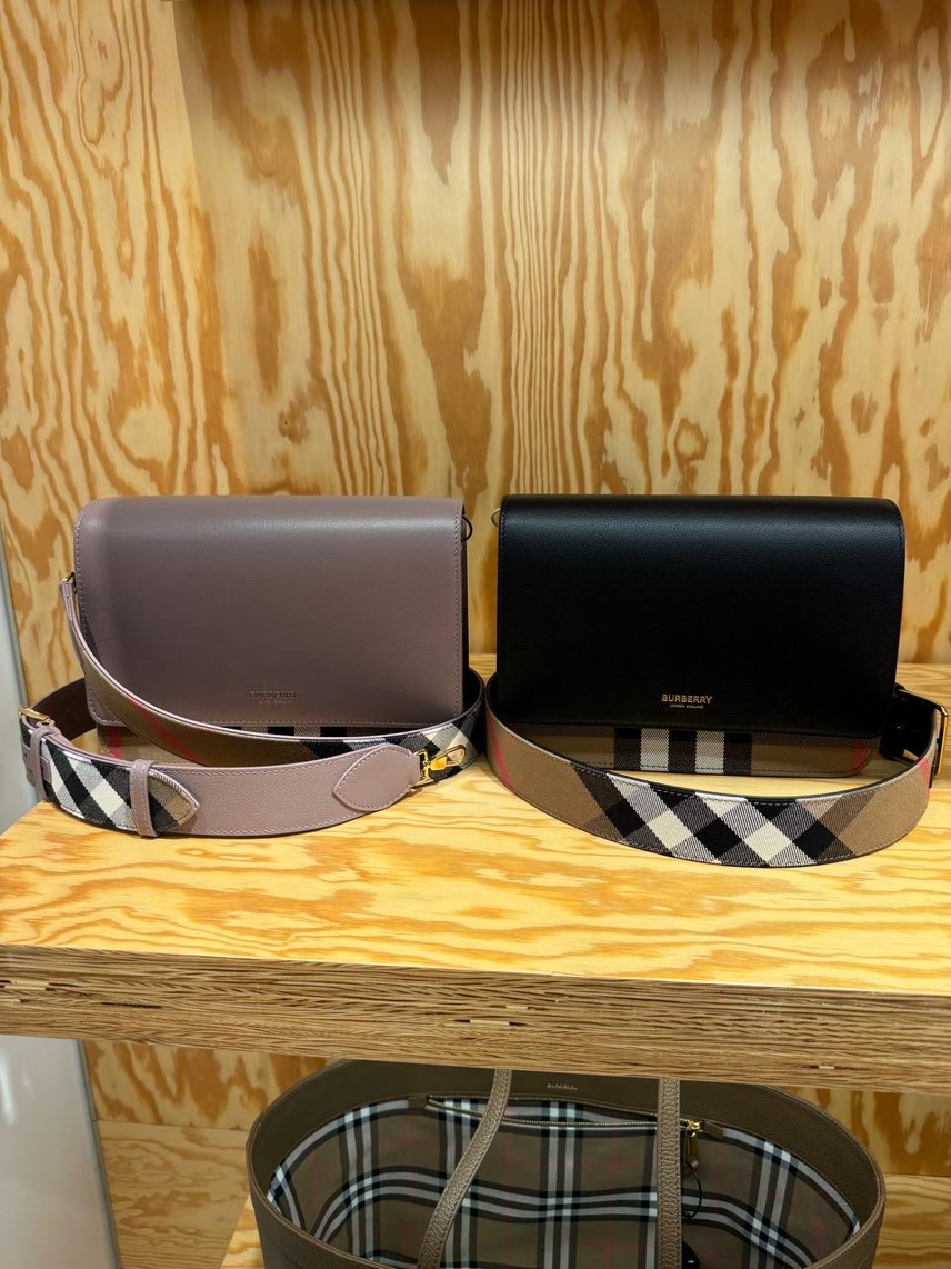 BURBERRY Crossbody bags side view - Women's luxury Bags