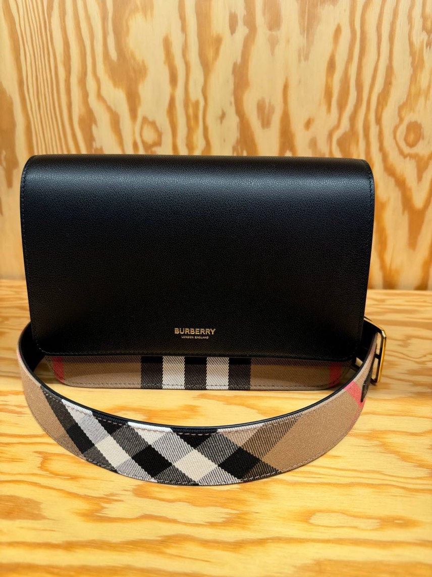 BURBERRY Crossbody bags side view - Women's luxury Bags
