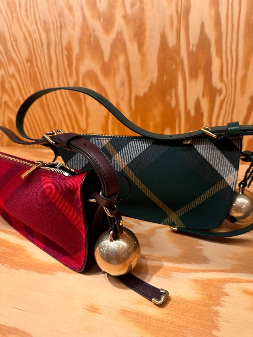 BURBERRY Shoulder bags side view - Women's luxury Bags