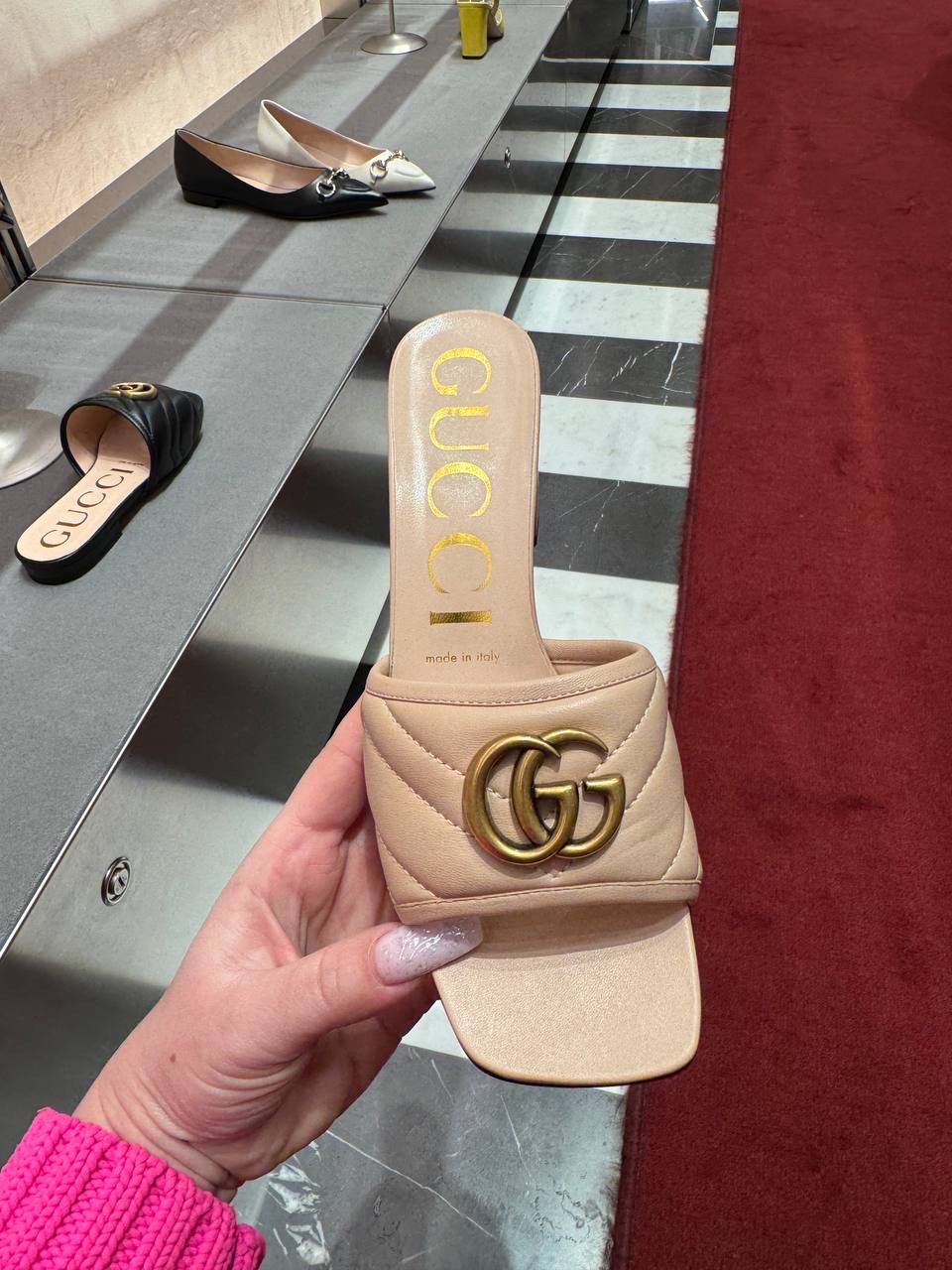GUCCI Slides side view - Women's luxury Shoes