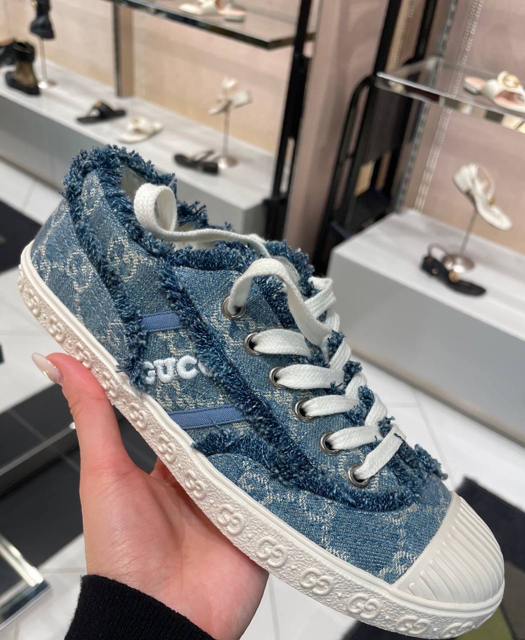 GUCCI Sneakers front view - Women's luxury Shoes
