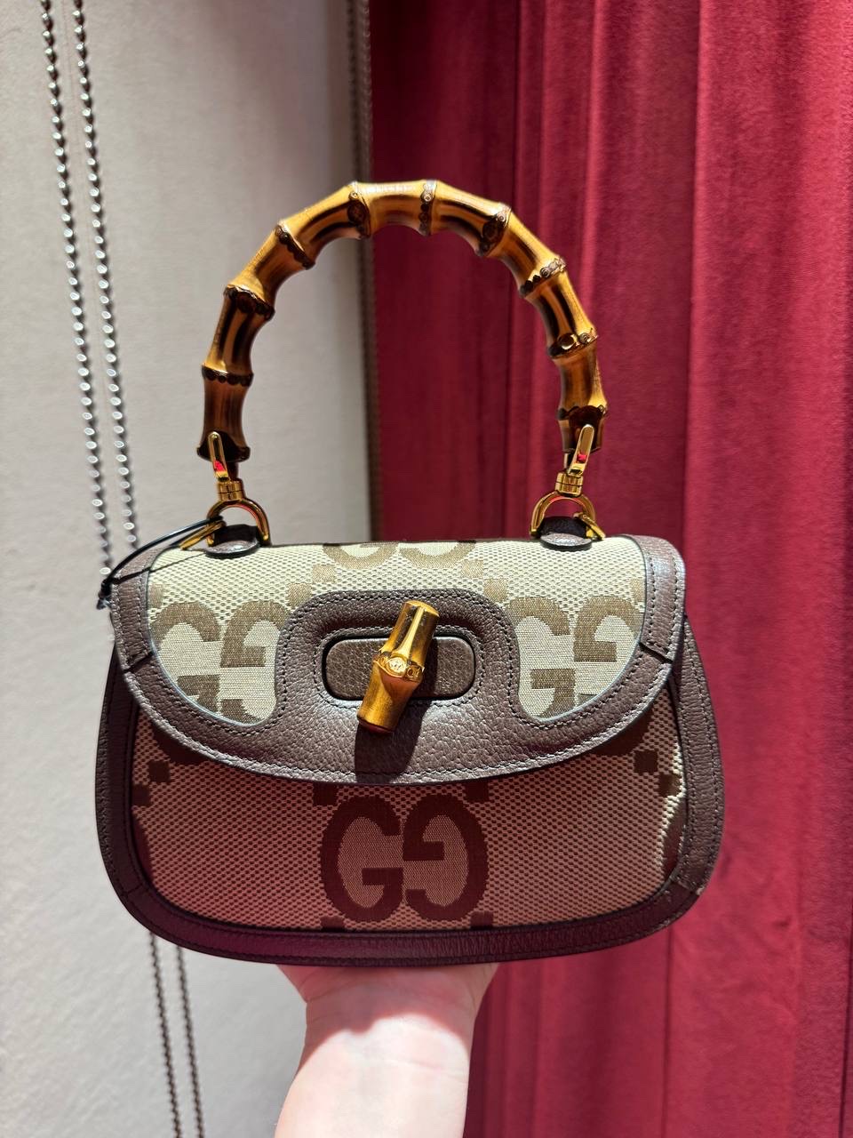 GUCCI Shoulder bags front view - Women's luxury Bags
