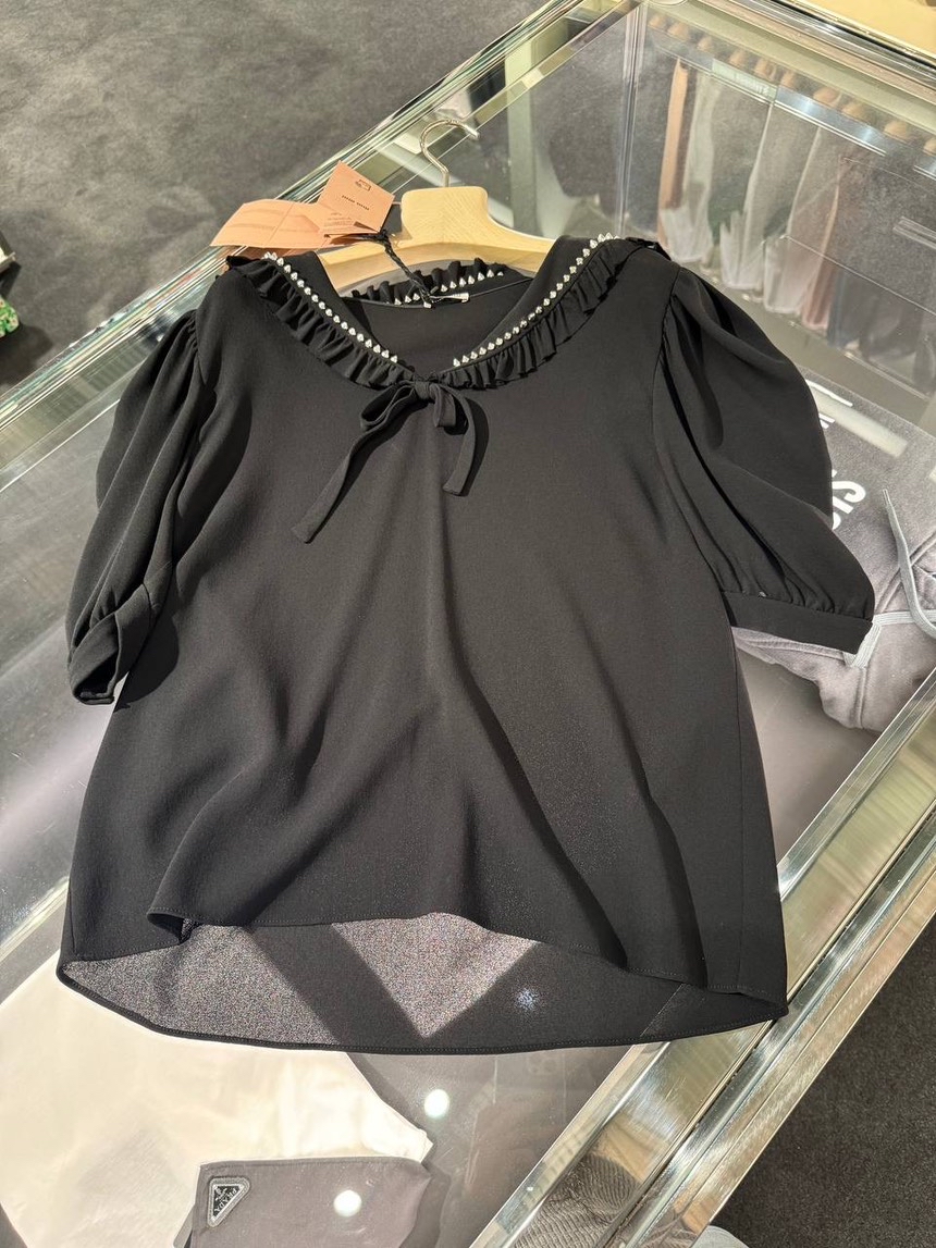 MIU MIU Skirts side view - Women's luxury Clothes