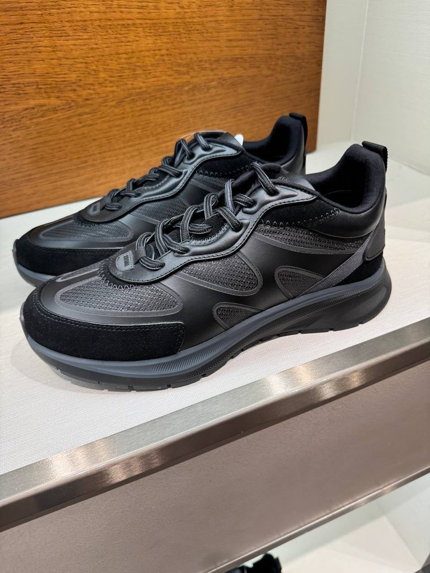 ERMENEGILDO ZEGNA Sneakers side view - Men's luxury Shoes