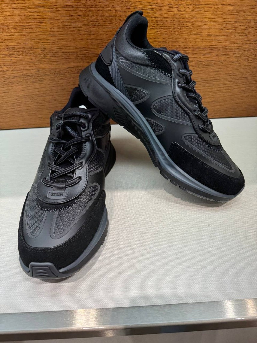 ERMENEGILDO ZEGNA Sneakers front view - Men's luxury Shoes